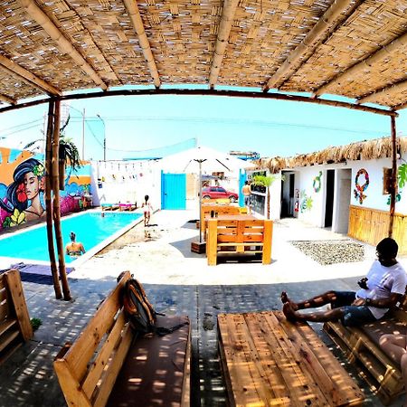 Surfari Punta Rocas Hostel Punta Negra Buitenkant foto